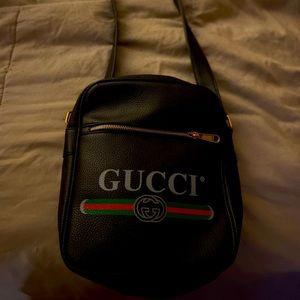 Gucci crossover bag